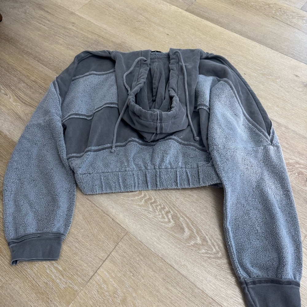BDG Leanne Cropped Pullover Hoodie Sweatshirt - Picture 8 of 10